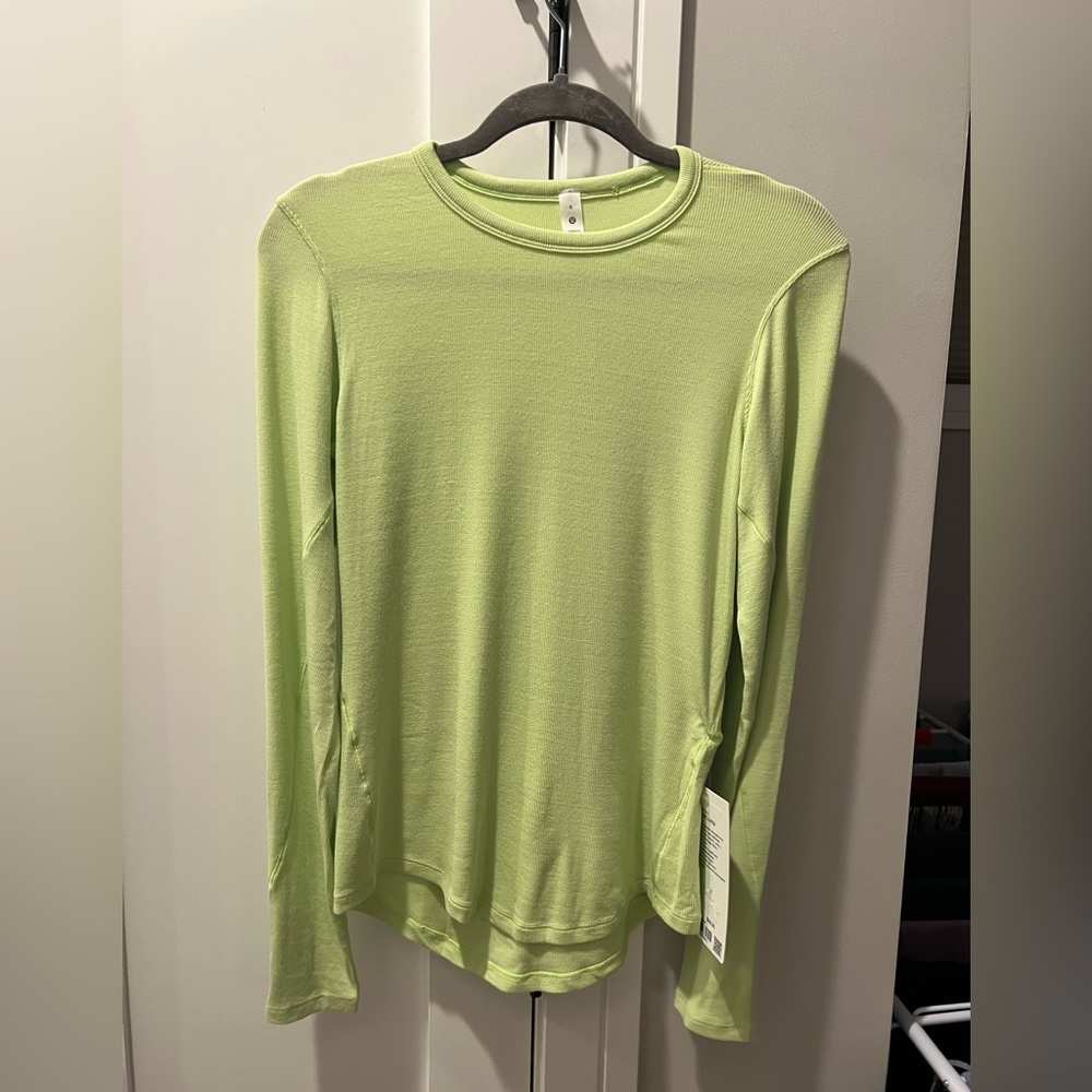 Lululemon NWT Hold Tight Long-Sleeve Shirt Spark Green Size 8 - Picture 2 of 7